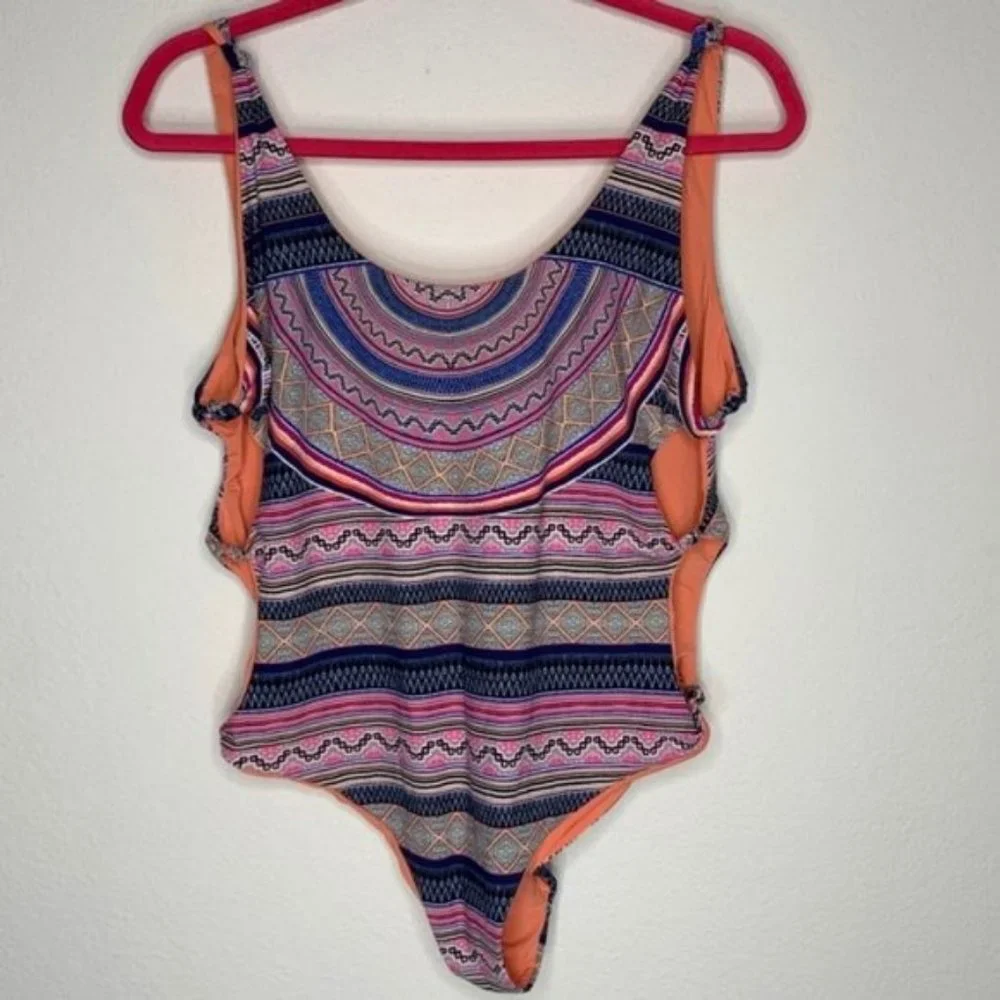 Red Carter Cali Knotted Side Maillot 1-Piece NWOT - Picture 4 of 10